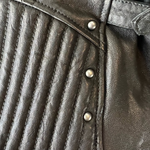 Gently used Authentic Harley Davidson Leather Jacket - Picture 6 of 16